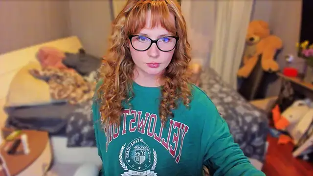 KlementinaBbG online show from October 2025 08:50:02 PM