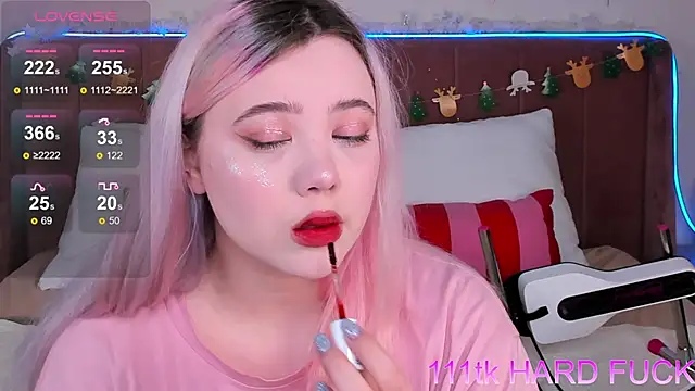   KawaiiYuki   online show from January 2025 08:43:02 AM