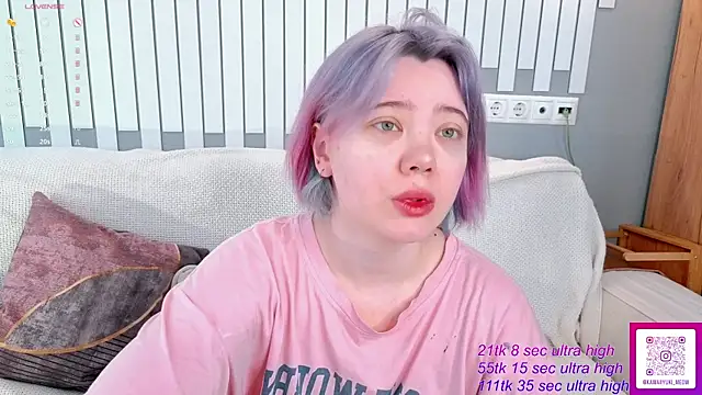   KawaiiYuki   online show from April 2026 03:31:02 AM