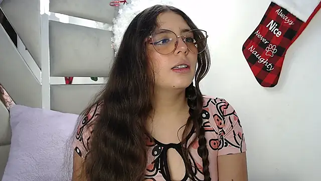 Paola Lyon  online show from January 2025 07:27:02 PM