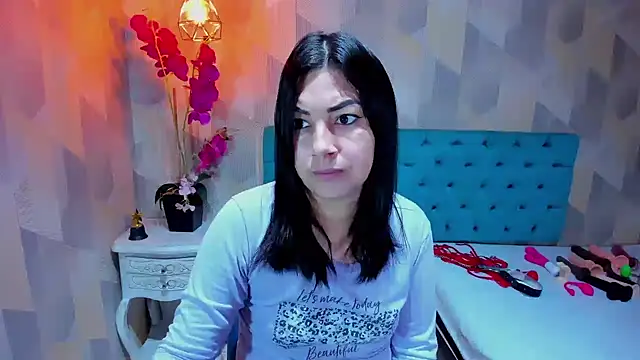 Snapshot of AdaFawxx chatting on February 2026 04:39:01 AM AdaFawxx online show from February 2026 04:39:01 AM