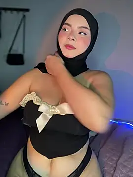 aneesa darzi online show from January 2025 09:37:01 PM