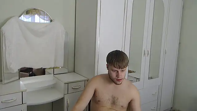 Zoro1999 online show from January 2025 01:13:01 PM