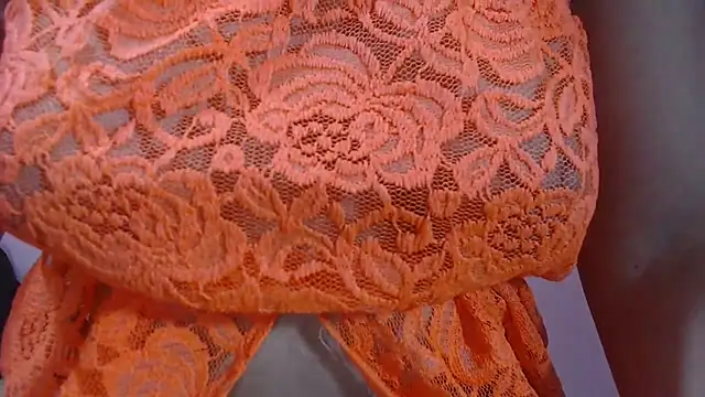 nadescomthxx online show from February 2025 01:12:02 AM