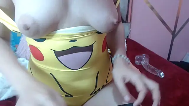 nadescomthxx online show from February 2025 12:41:02 PM