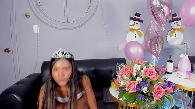 sofi potter  online show from December 2024 07:29:02 AM