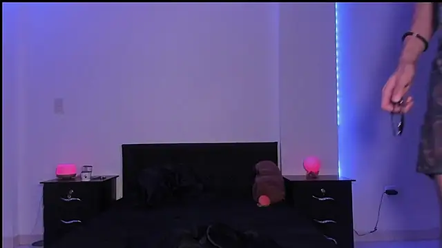 magnusifrit online show from February 2025 11:27:01 PM