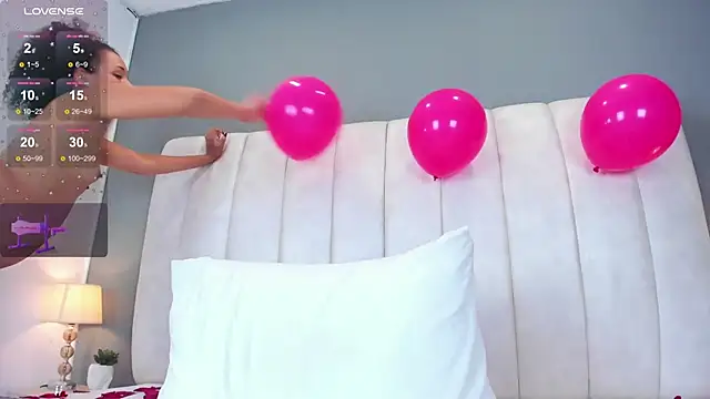 Ashleyy23x online show from February 2025 08:01:01 PM