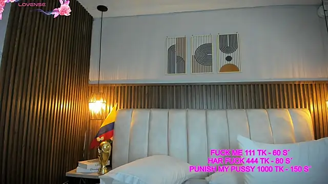 Ashleyy23x online show from July 2026 07:19:02 PM