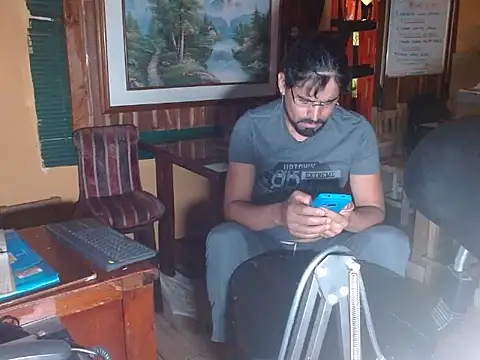 Dr Pocholate84 online show from May 2026 11:35:01 PM