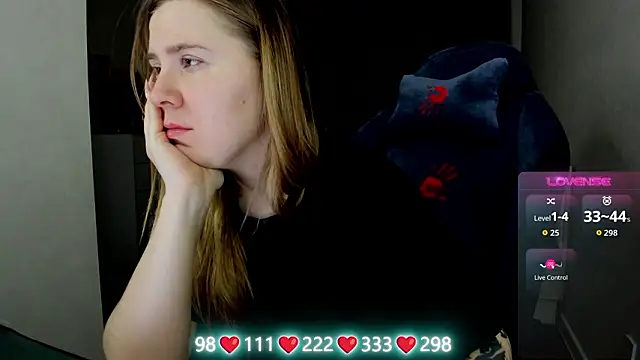 Olivia Munk online show from March 2026 03:54:01 AM