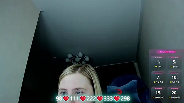 Olivia Munk online show from April 2026 07:45:01 AM