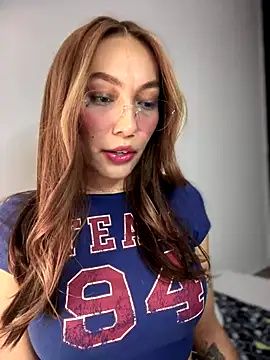 MichelleFerry  online show from December 2024 04:20:02 AM