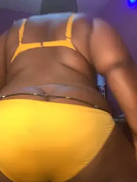 Snapshot of sweet1111 chatting on December 2024 10:47:01 PM sweet1111 online show from December 2024 10:47:01 PM