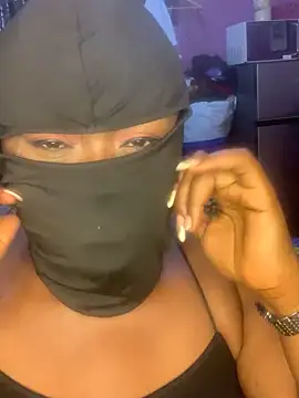 Snapshot of sweet1111 chatting on December 2024 10:28:02 PM sweet1111 online show from December 2024 10:28:02 PM