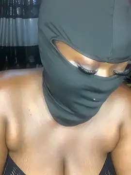 Snapshot of sweet1111 chatting on January 2025 10:37:01 PM sweet1111 online show from January 2025 10:37:01 PM