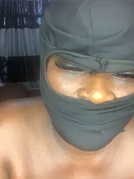 Snapshot of sweet1111 chatting on January 2025 10:52:01 PM sweet1111 online show from January 2025 10:52:01 PM