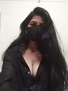 Shuttii 25 online show from March 2025 05:43:02 PM