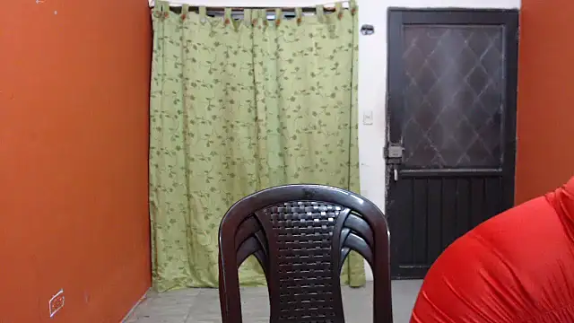 LAURA CRAIZY online show from January 2025 05:01:01 AM