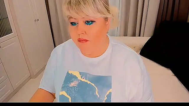 BIGTITSBBW online show from September 2025 06:33:02 PM