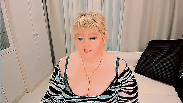 BIGTITSBBW online show from April 2026 07:35:01 AM