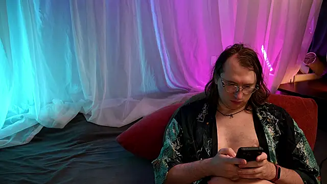 Claudia and elon  online show from June 2026 08:20:01 AM