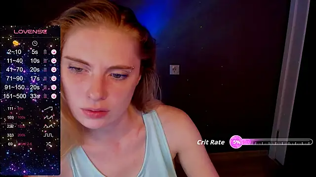 Snapshot of Aqualen chatting on October 2025 12:35:01 PM Aqualen online show from October 2025 12:35:01 PM