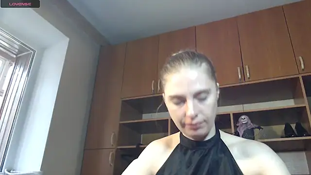 Snapshot of Aqualen chatting on October 2025 10:14:01 AM Aqualen online show from October 2025 10:14:01 AM