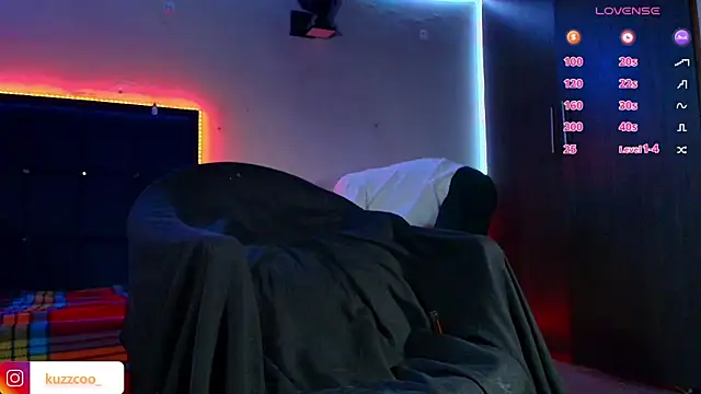 Snapshot of kuzzcoo chatting on February 2026 11:34:02 PM kuzzcoo online show from February 2026 11:34:02 PM