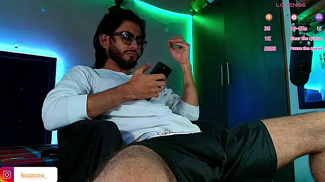 Snapshot of kuzzcoo chatting on February 2026 12:36:01 PM kuzzcoo online show from February 2026 12:36:01 PM