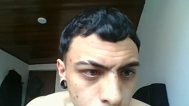 Mollly n david online show from December 2025 09:11:02 PM