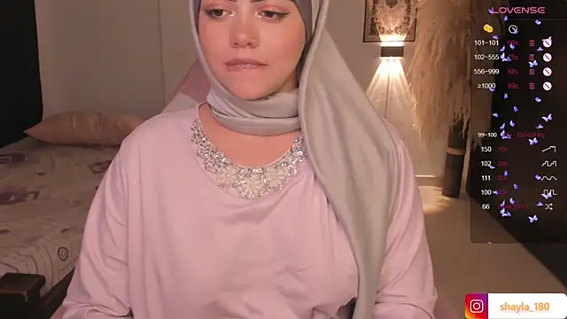 Snapshot of shayla_18 chatting on February 2025 11:56:02 PM shayla 18 online show from February 2025 11:56:02 PM