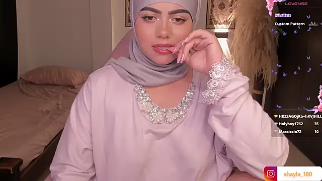 Snapshot of shayla_18 chatting on March 2025 12:00:02 AM shayla 18 online show from March 2025 12:00:02 AM