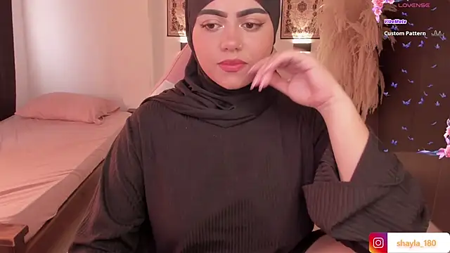 Snapshot of shayla_18 chatting on March 2025 09:04:01 PM shayla 18 online show from March 2025 09:04:01 PM