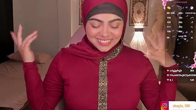 Snapshot of shayla_18 chatting on March 2025 11:42:01 PM shayla 18 online show from March 2025 11:42:01 PM