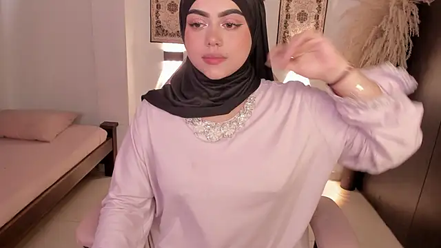 shayla 18 online show from April 2026 06:26:01 PM