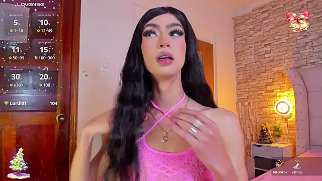 NahiaFox online show from December 2024 04:41:02 AM