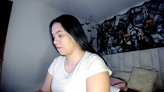 tiffany  pink online show from October 2025 08:42:01 PM