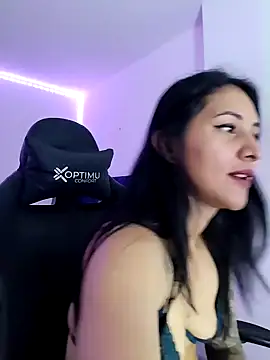 Fleurmeyer79 online show from December 2024 01:45:01 PM