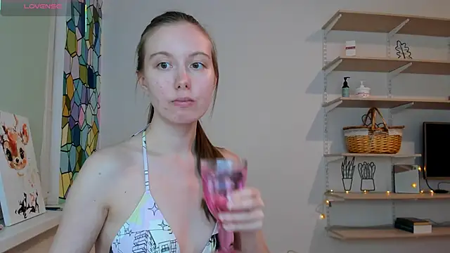 Peggy Beauty online show from September 2025 07:13:02 PM