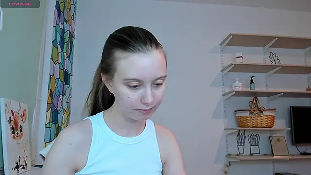 Peggy Beauty online show from October 2025 11:05:01 PM