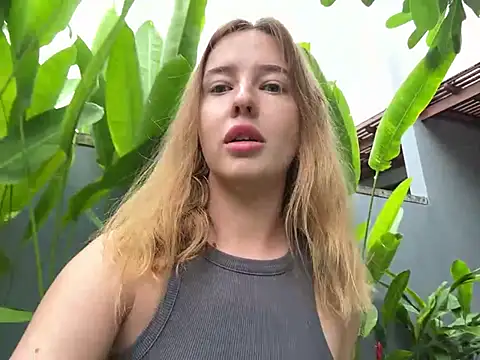 Nura n Sarah online show from February 2025 09:43:01 AM