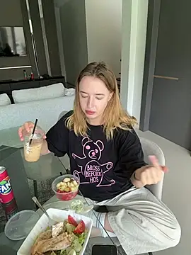 Nura n Sarah online show from March 2025 05:51:01 AM