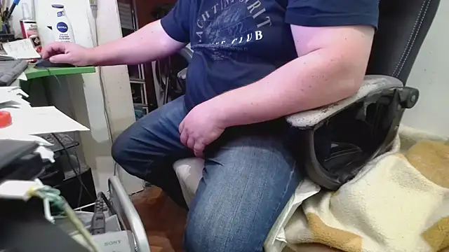 tipko123 online show from October 2025 02:06:02 PM