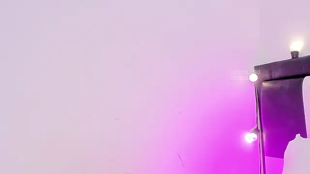 smiling  girl2 online show from February 2025 10:04:02 PM