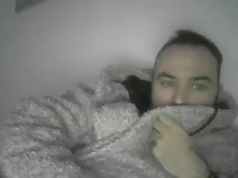 joaodias 97 online show from December 2024 05:42:02 PM