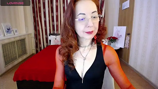 MrnMs Smith online show from March 2025 03:03:02 PM