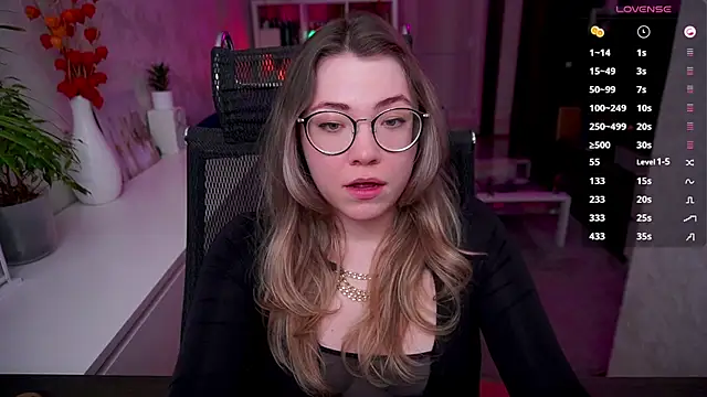 RemyCute online show from April 2026 05:23:01 PM