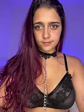 Alicia Ruiz online show from March 2025 12:00:01 AM