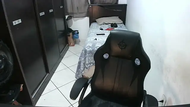 Brian Aries online show from April 2026 04:12:02 AM